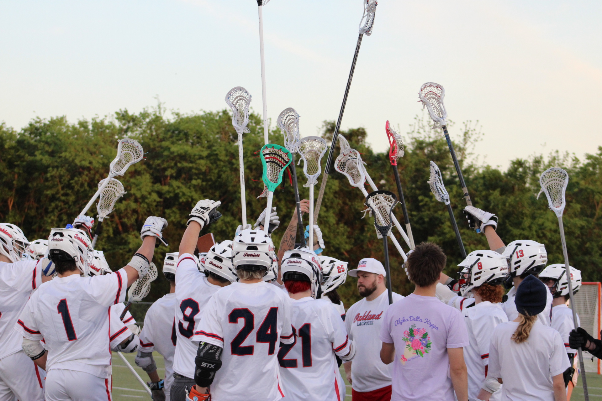 Oakland Patriots lacrosse team huddle — Murfreesboro TN